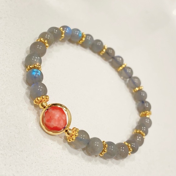 Natural Gray Moonstone With Red Crystal Stretch Bracelet - Picture 6 of 6